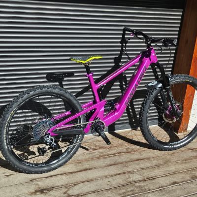 santacruz-heckler-used-2025-001